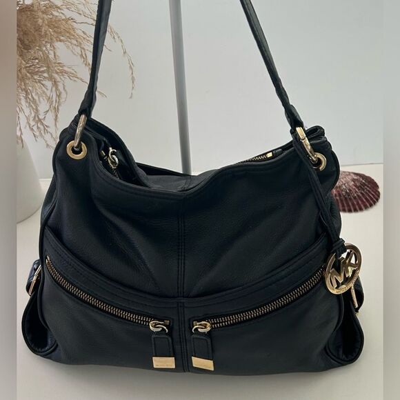 Michael Kors Black Pebbled Leather Hobo Shoulder Bag Everyday Chic - Picture 2 of 12